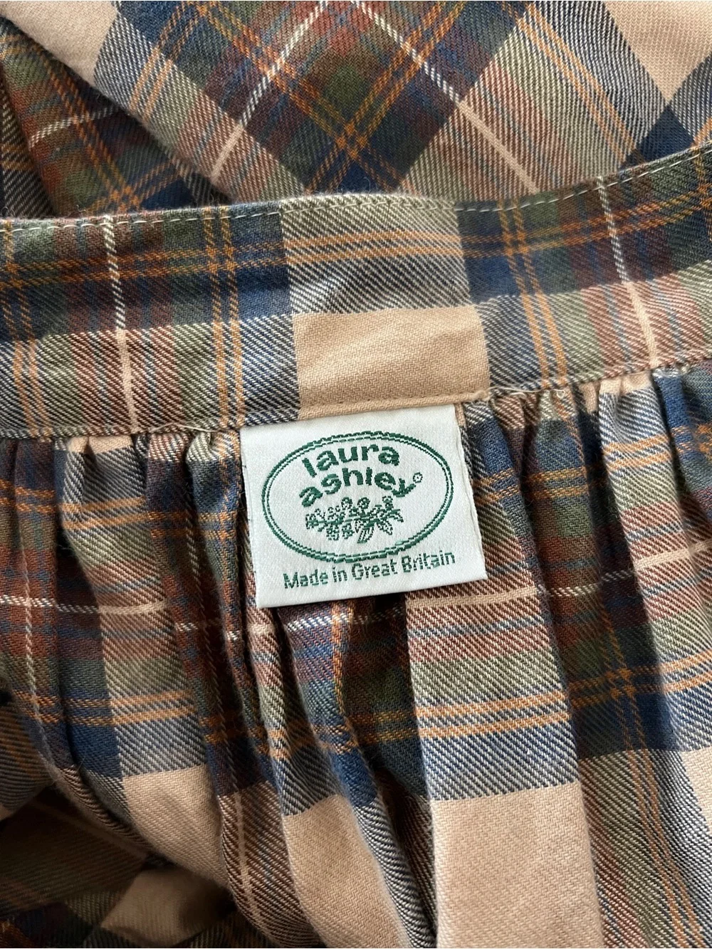 Laura Ashley vintage Plaid Maxi Skirt Pleated Size 12 Front Button Closure Brown - Picture 12 of 12